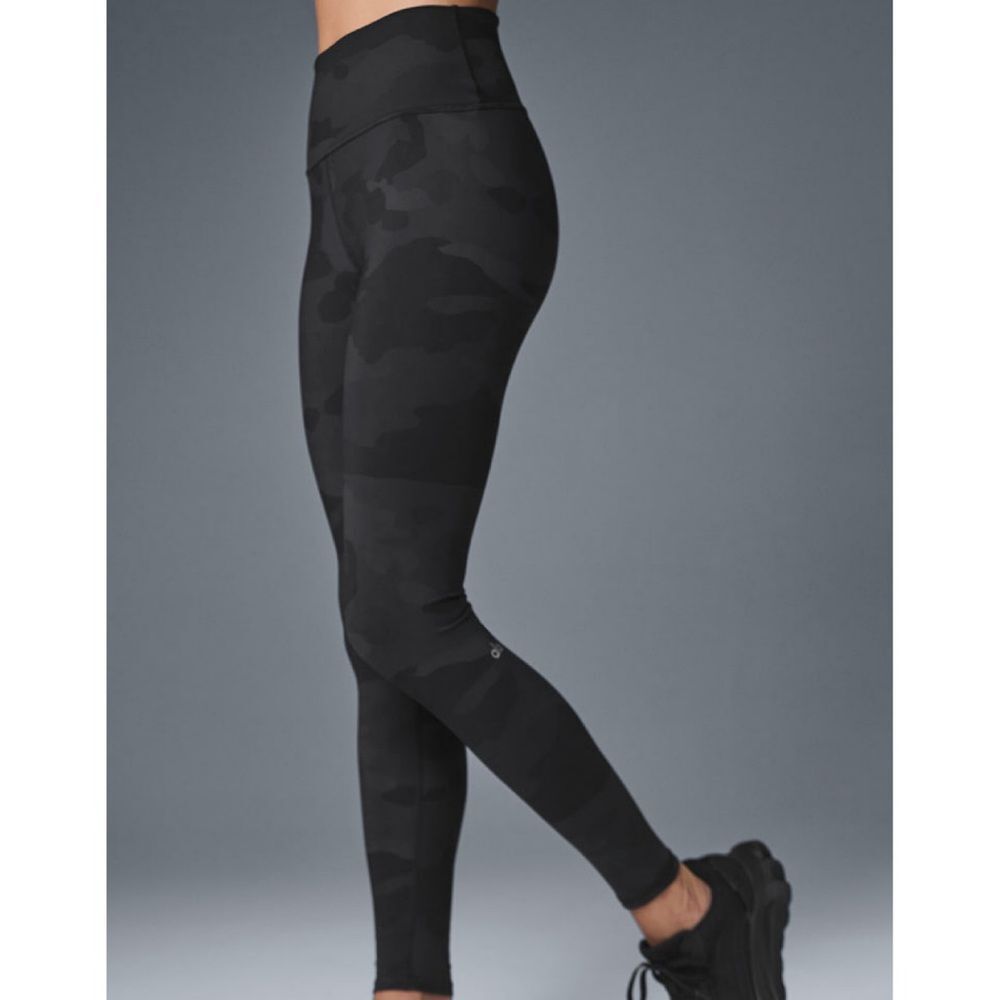 ALO High Waist Camo Vapor Leggings XS
